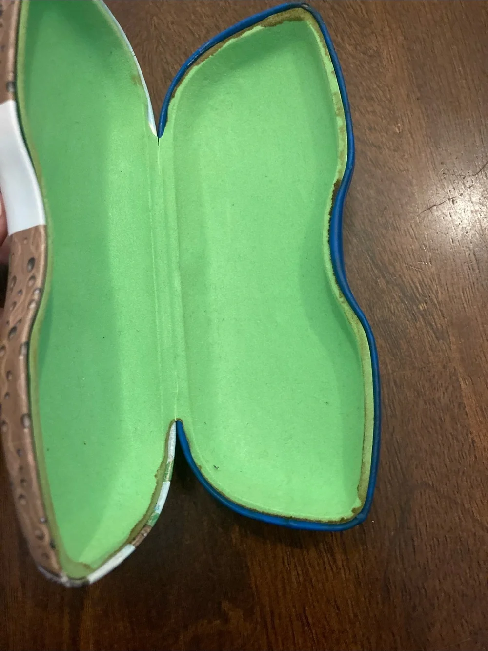 Kids’ eyeglass/sunglasses case